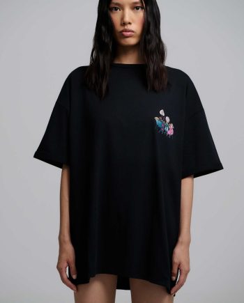 Ada oversized t-shirt